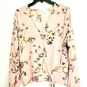 Free Kisses pink long-sleeved blouse Size XL